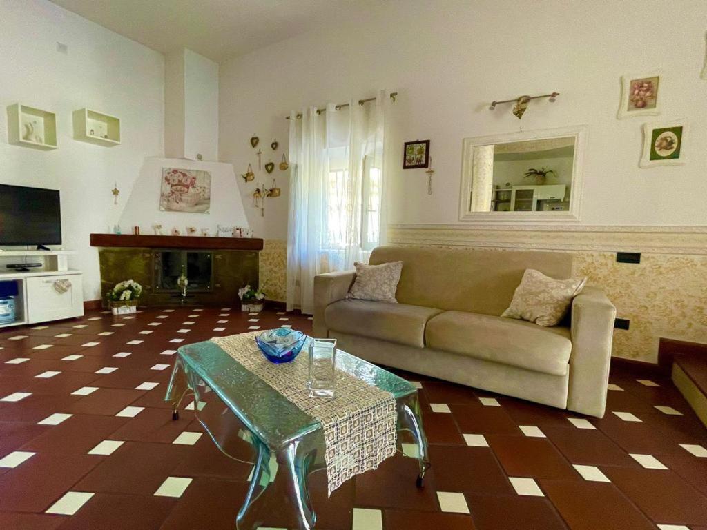 Apartmán Holiday House Il Castello Di Anna Vietri Exteriér fotografie